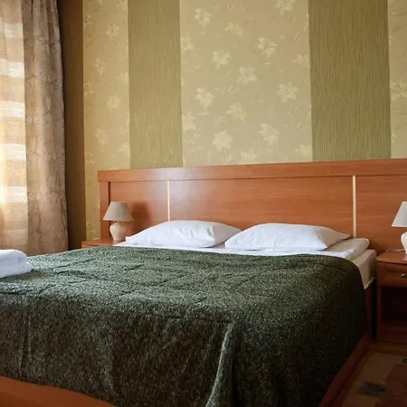 Hotell Nton 3*
