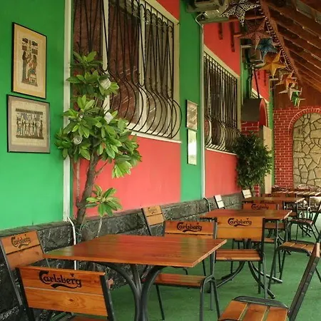 Nton Ξενοδοχείο Λβιβ